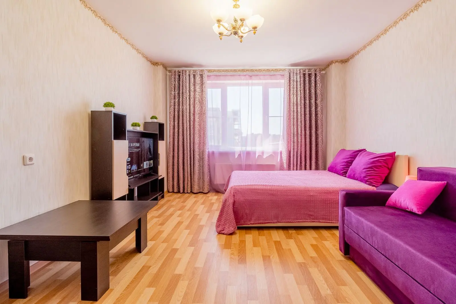 Однокомнатная квартира for daily rent in Molodechno, ул. Космонавтов 8